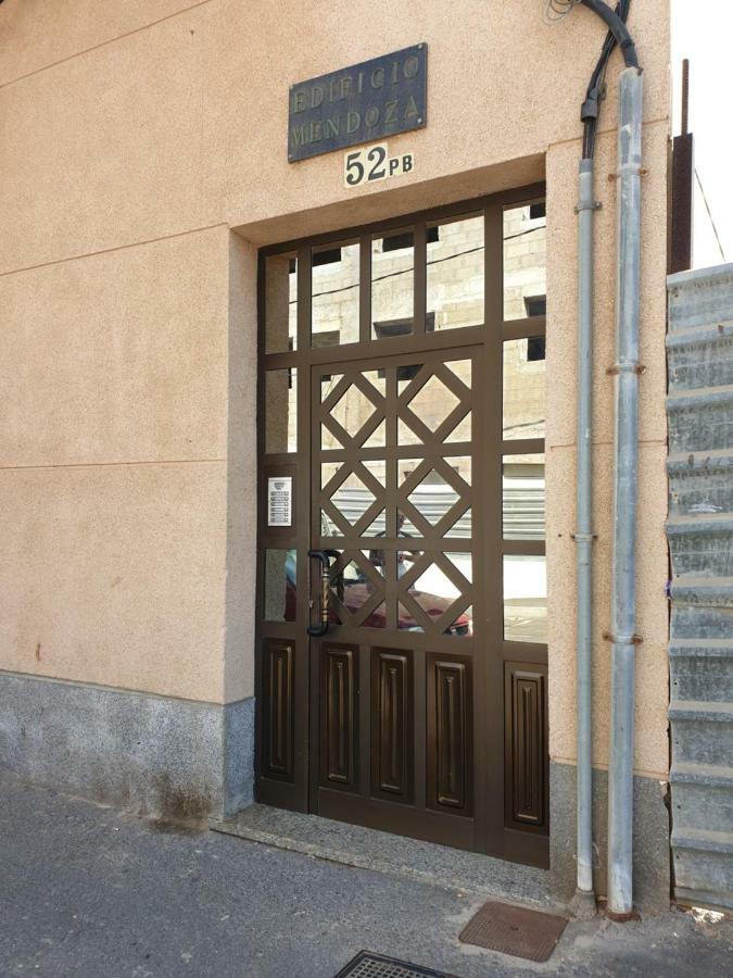 Apartamento Mendoza-San Isidro サン・イシドロ エクステリア 写真